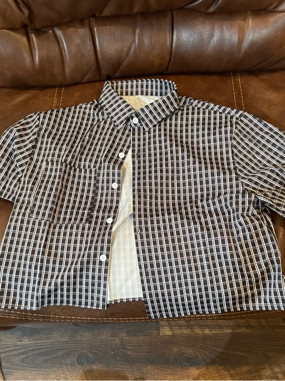 Men's Black & White Checked Short-Sleeve Button-Down Shirt